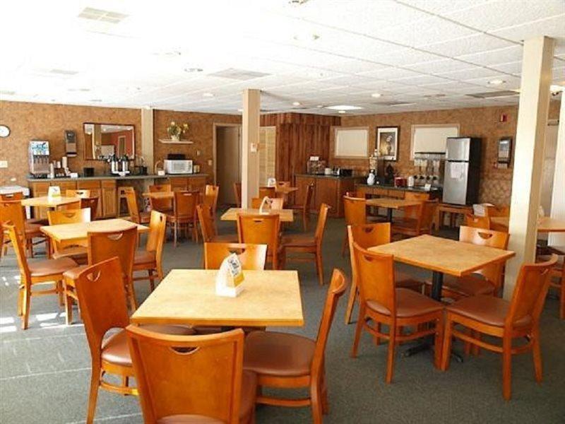 Econo Lodge Inn&Suites Iron Mountain Exterior foto